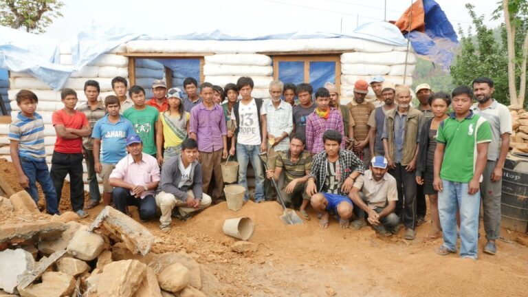 stead-fast-nepal-earthquak-bag-day-1_3855