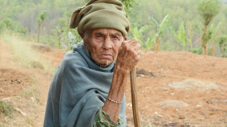 stead-fast-nepal-earthquak-bag-day-1_3924