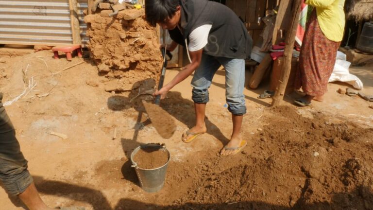 stead-fast-nepal-earthquak-bag-day-1_4362